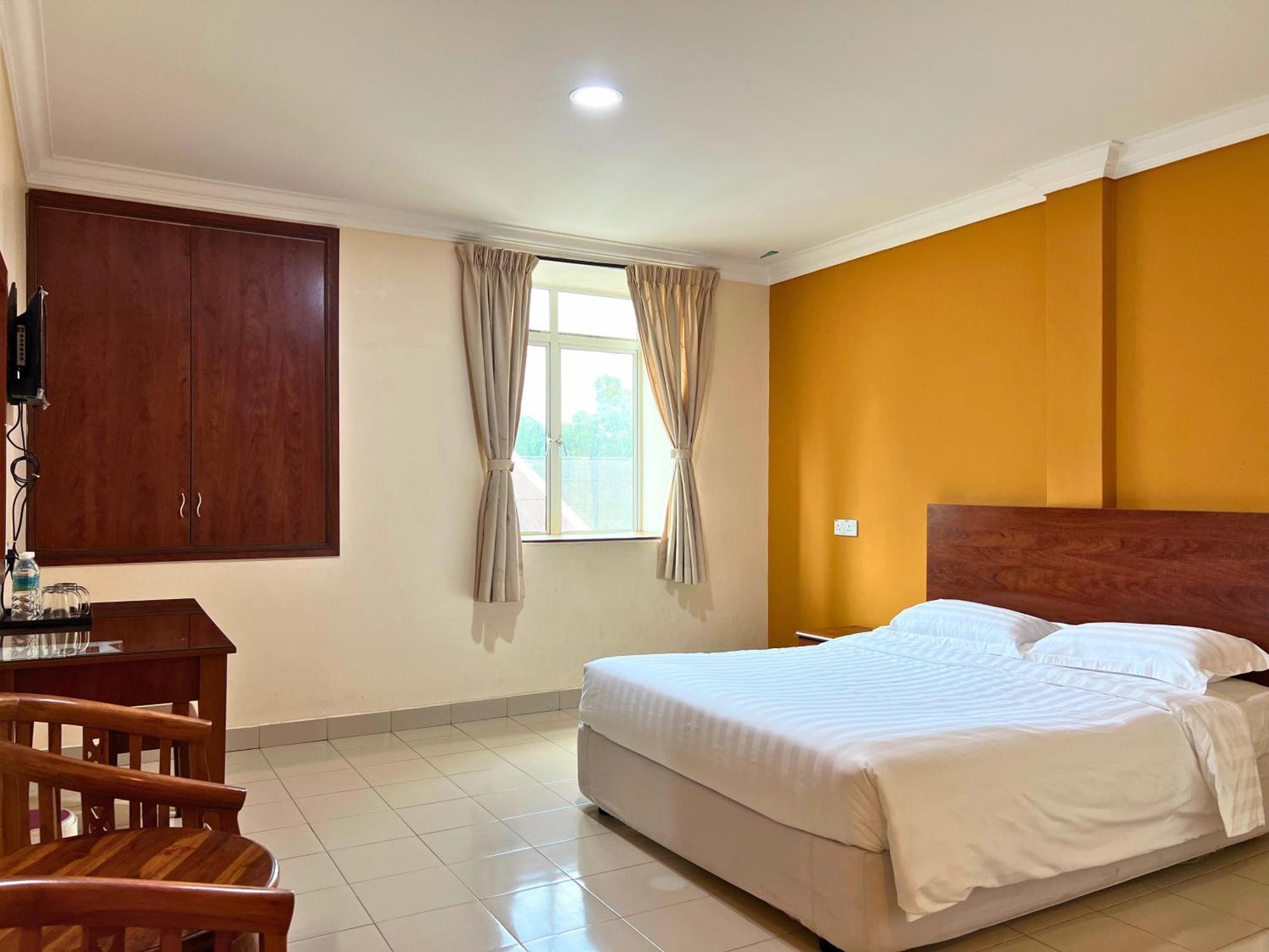 Tropicana Hotel Gemas Extérieur photo