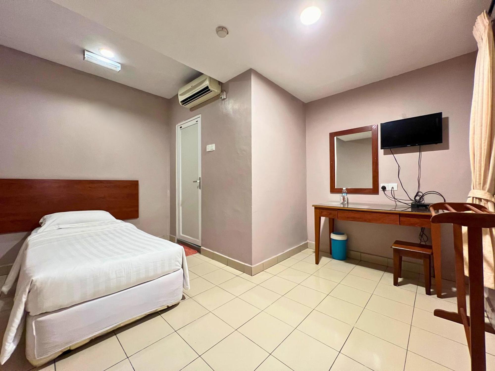 Tropicana Hotel Gemas Extérieur photo