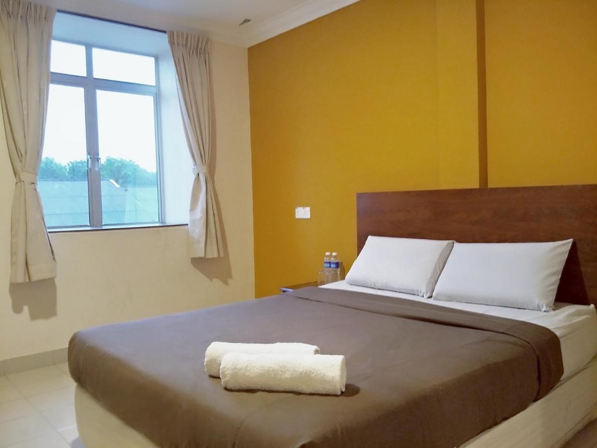 Tropicana Hotel Gemas Extérieur photo